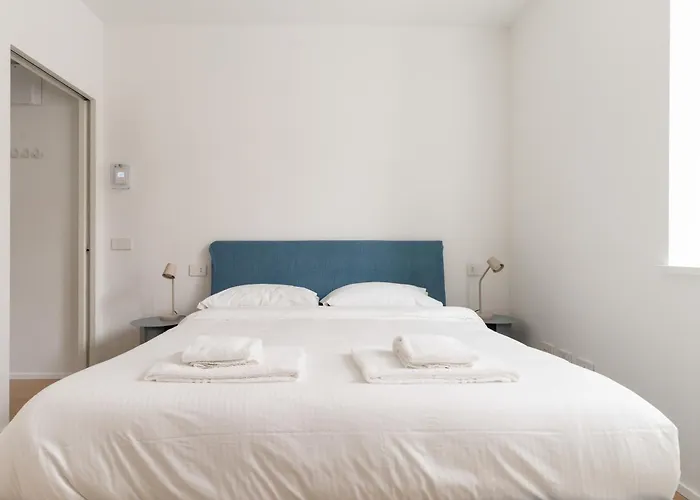 Guesthost - Cozy Balcony Porta Romana *