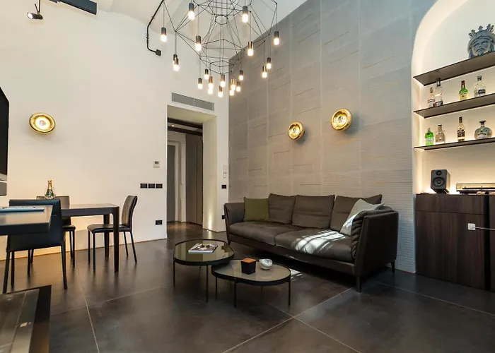 Elegant And Spacious Loft Downtown In The Fashion District * Milán