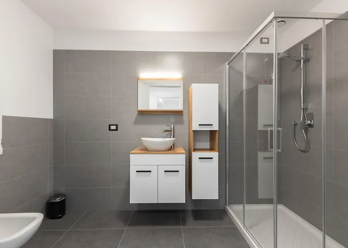 San Siro 700 M - 20 Min - Apt2 Apartman *