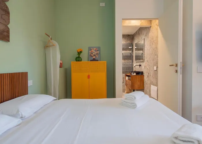 Xenia - At Via Boncompagni 7 * Milano