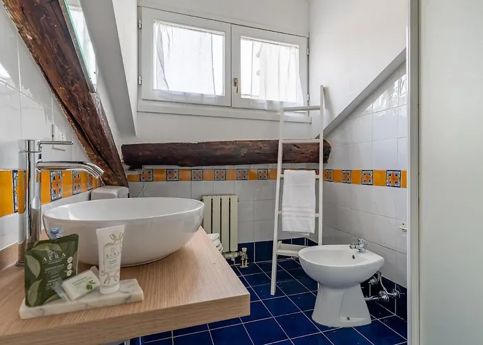 Elegante Mansarda Tra Navigli E Via Tortona 公寓 米兰