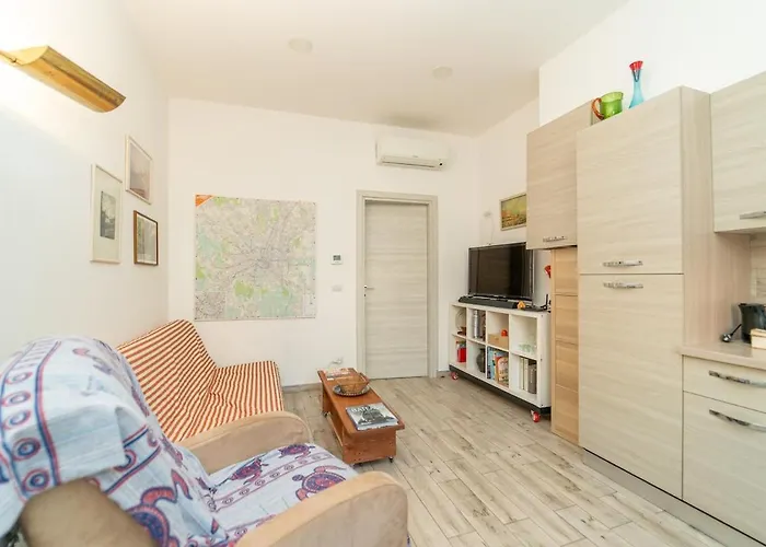 Large Modern With Wifi And Ac شقة