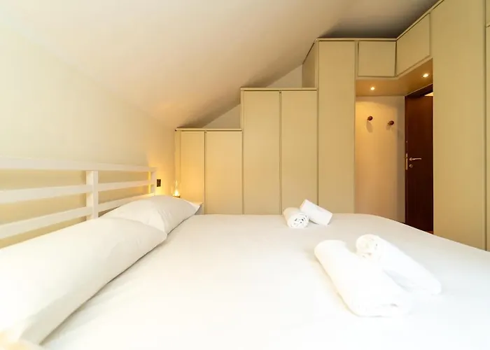 Cozy Attic With Terrace And Ac And Wifi Daire *