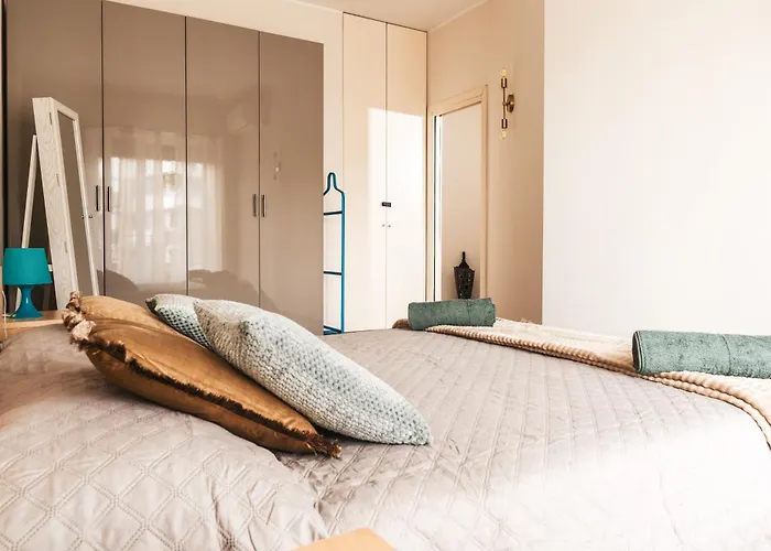 Murat - Isola District & M5 Marche Lägenhet *