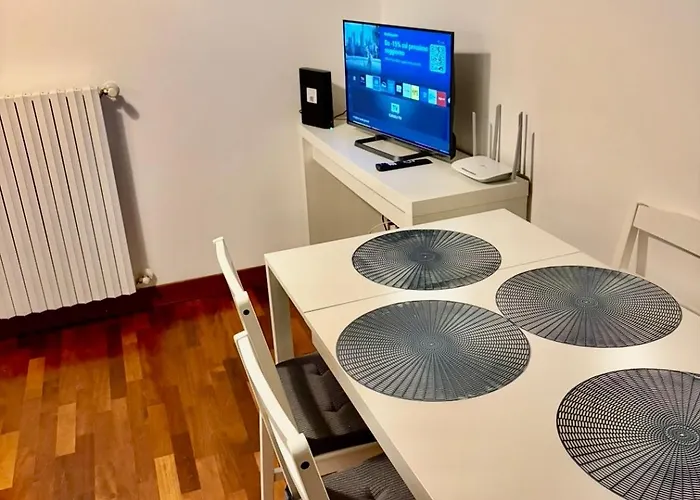 Navigli Comfort Metro Romolo Iulm & Unipol Forum Milán