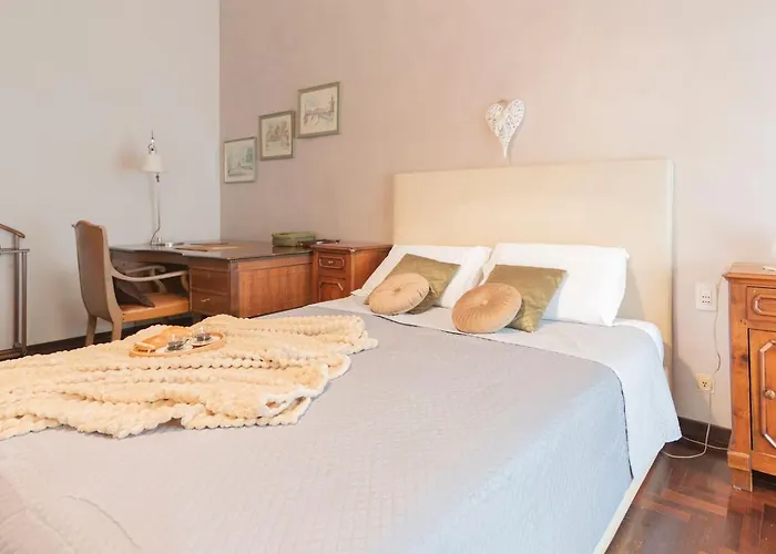 Stayeasy Castello Sforzesco