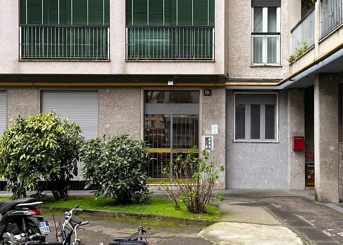 Boutique 60mq Tra Sempione & Citylife With Space * Milánó