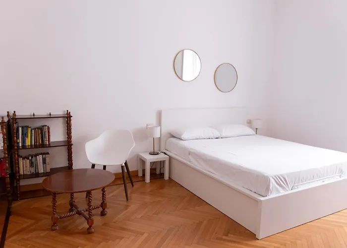 Stylish Walking Distance Duomo Mirable Pm Milano