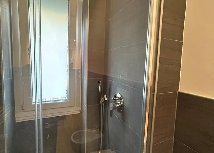 In The Loreto Area, Mm1 Pasteur Daire