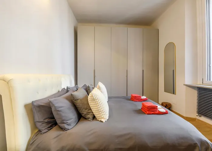 Urban Loft Caracciolo74 Metro M5 - Comfort, Style *