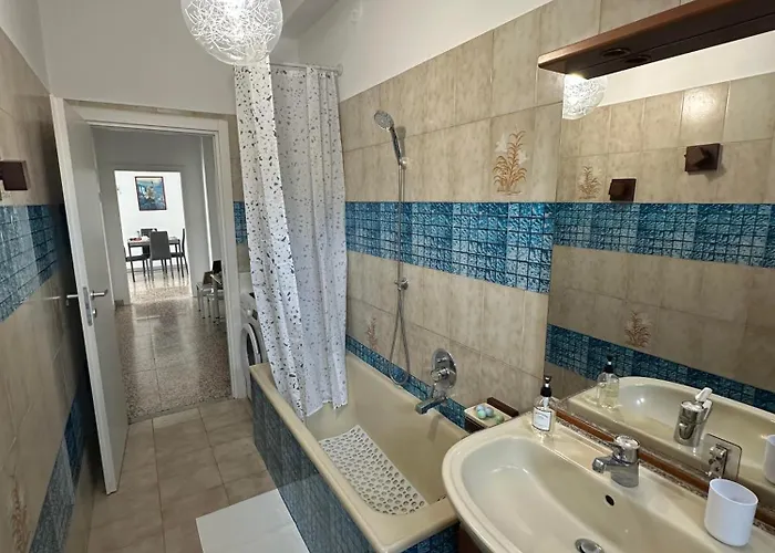 Airb&b Mery -fabrique Unipol Dome- Milánó