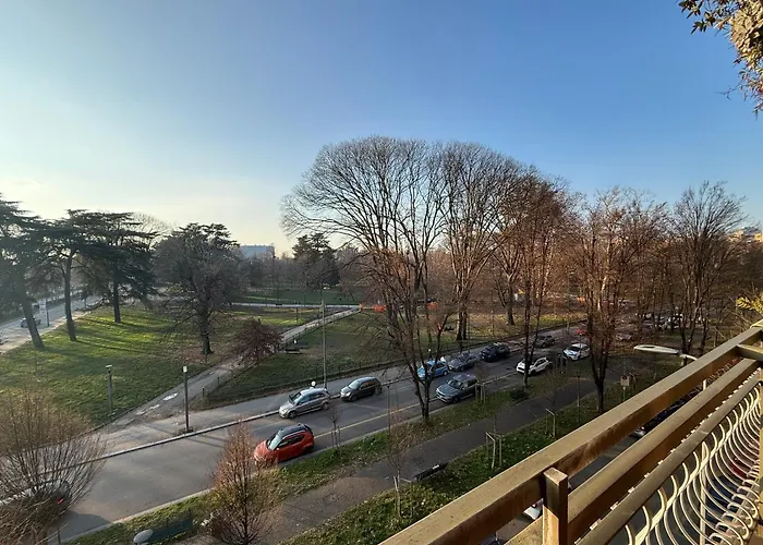 Bocconi Park View Near Prada Milano