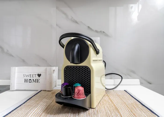 Lejlighed Casa Sibilla - Balcony Apartment, 7min Linate & Arena, Fast Wifi *