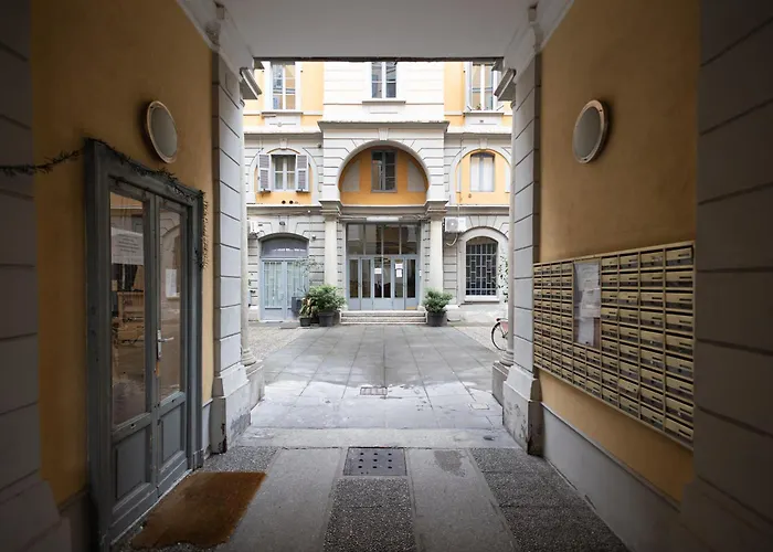 Moderno Bilocale In Via Tortona A 500m Dai Navigli Apartment Mailand