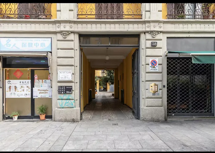 Bright Two-room In The Heart Of Chinatown * Milánó