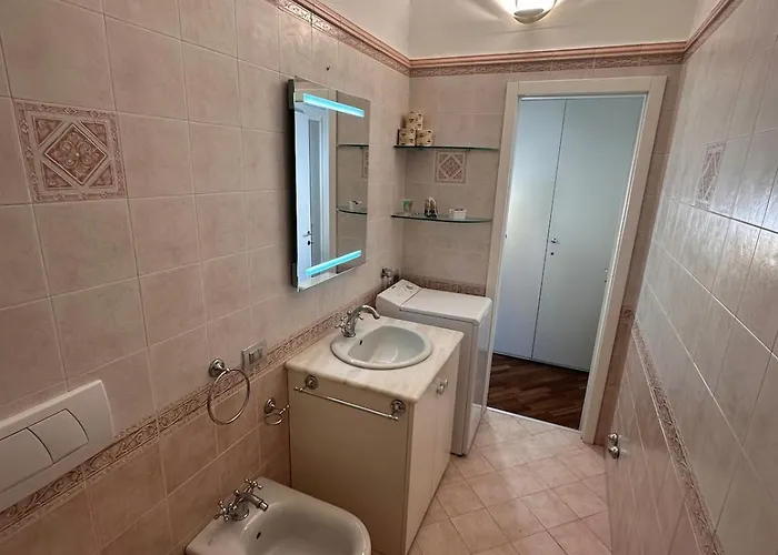 Il Nascondiglio Sui Navigli * Milán