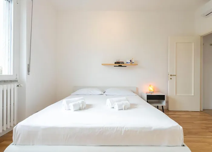 Tanaro Quiet One Bedroom By Halldis Lägenhet