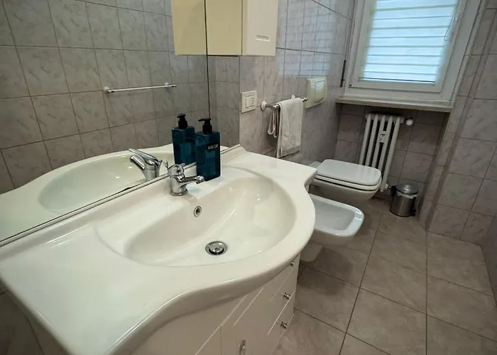 Al 14 Metro M4 15 Min Duomo Lägenhet Milano