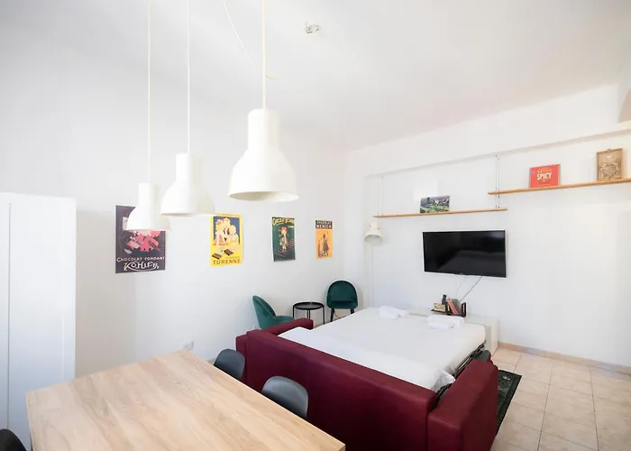 Apartament Design & Comfort Near Station Mediolan