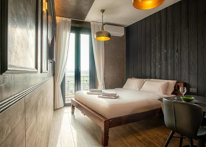 Apartment Galileo Balcony By Station
