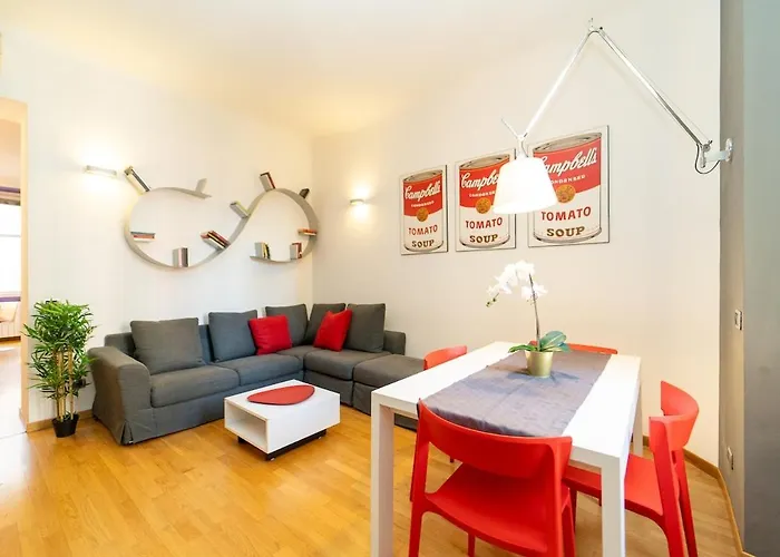 公寓 Three-room In The Heart Of