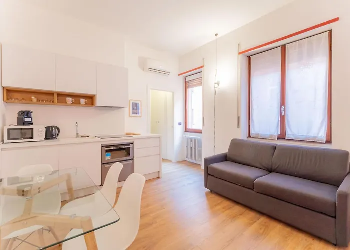 Duomo - New Bright アパート *