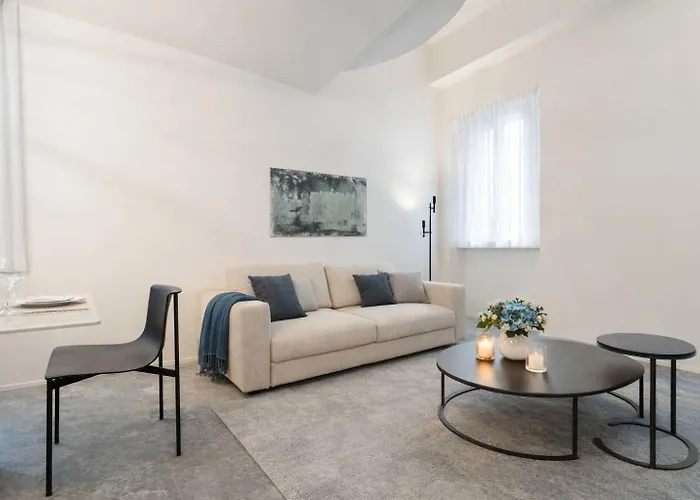 Nerogiardini - Lusso E Design A San Babila * Milano