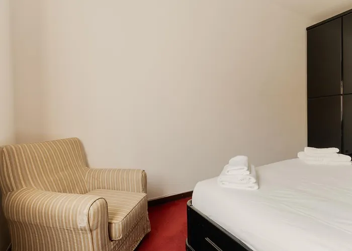 Guesthost - Mm4 Tricolore Cozy X4 Apartment Milan