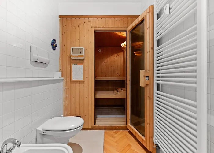 Duomo Center Linate Luxury With Sauna Apartamento