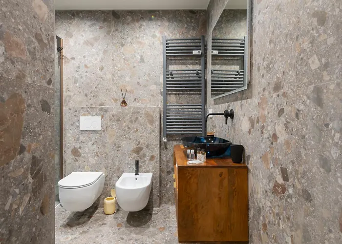 Xenia - At Via Boncompagni 7 * Milano