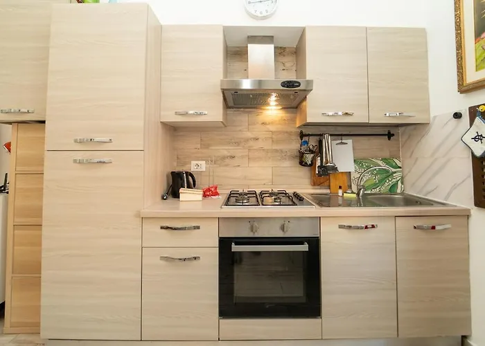 Large Modern With Wifi And Ac Apartament