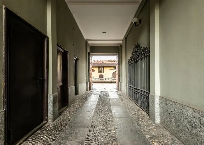 Stayeasy Ripa27 - 4 Pax With Navigli View