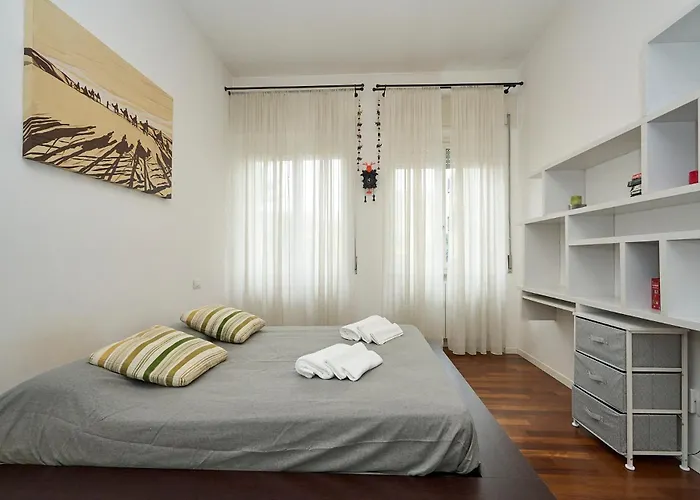 Life - Duomo Cozy Flat - Free Indoor Parking Apartmán