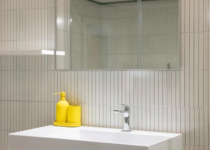 Designer In Center Milano