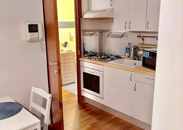 Navigli Comfort Metro Romolo Iulm & Unipol Forum Milán