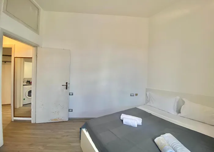 Palma Home, Elegante E Spaziosa Nel Cuore Della Citta Di Milano, Con Metropolitana M1 Gambara Lejlighed Milano