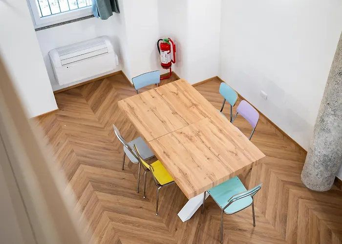 Apartment Urban Loft - 5min Citylife, 15min Chinatown And Sempione Milan