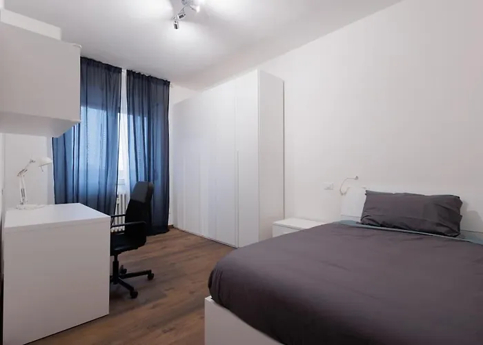 Cinzia's House - 5 Minutes From The Metro *