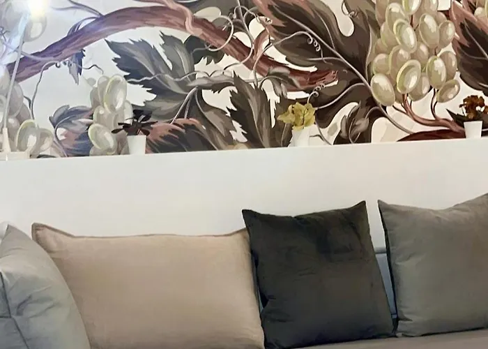 Paradise House Intero