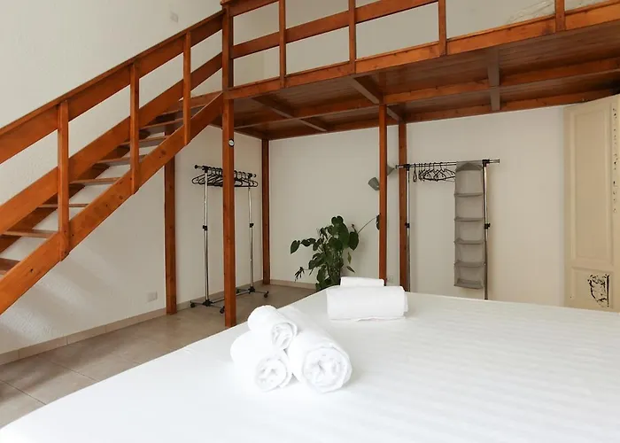 La Casa Di Irene - Bright In The Navigli Area *