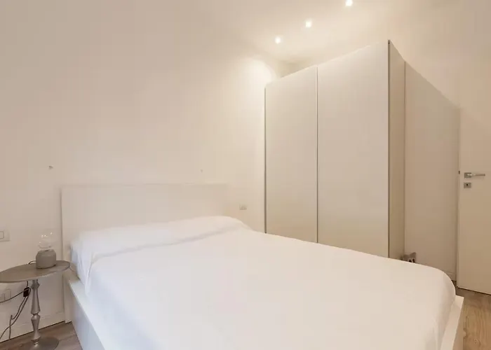 Apartamento Montenero 73 - Free Wifi - Duomo & 5 Giornate