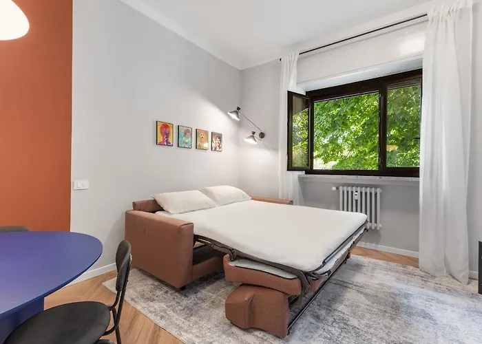 Appartamento Rosenhome 2 - Vercelli - San Siro - Ippodromo - De Angeli *