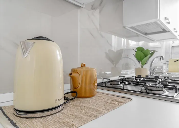 Casa Sibilla - Balcony Apartment, 7min Linate & Arena, Fast Wifi Lejlighed *