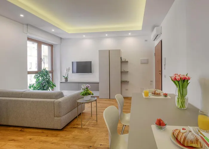 Station - Modern With Balcony Milano