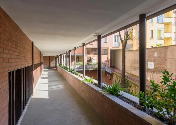 Station - Modern With Balcony