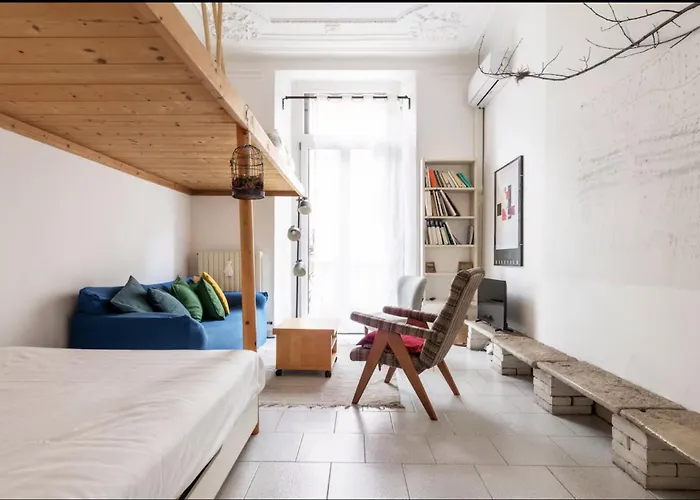 Bright Two-room In The Heart Of Chinatown Milánó