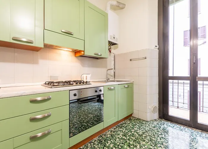 Lägenhet I-host Spacious 2br Near Center