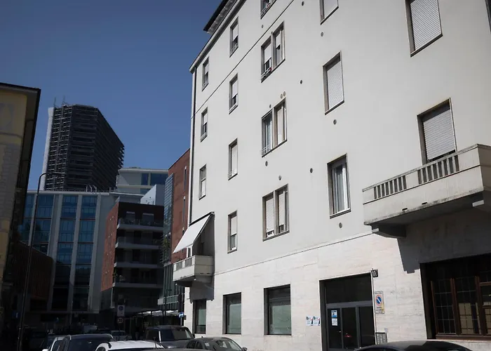 Design & Comfort Near Station * Mediolan