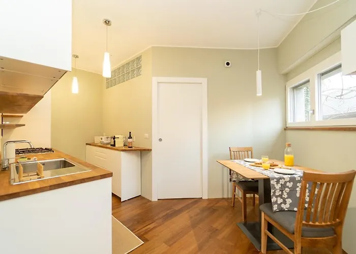 Cozy With Ac & Wifi Lägenhet *