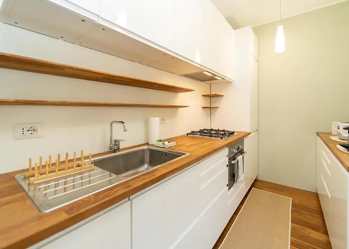 Cozy With Ac & Wifi Lägenhet Milano